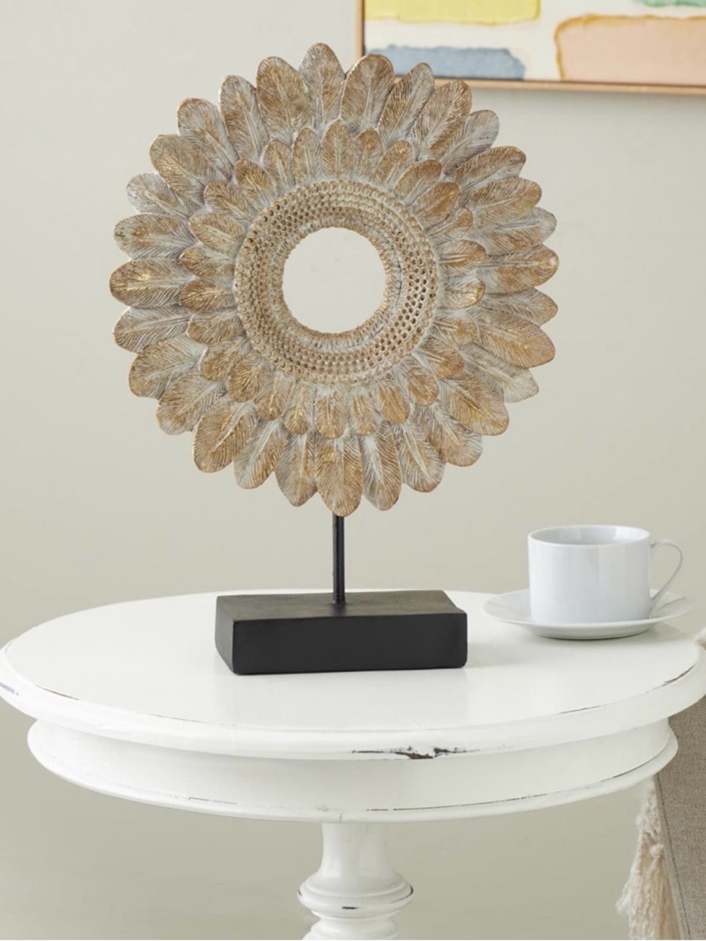 (NEW) Boho Home Decor Flower/  Cream Resin Feather Ring Sculpture 12" x 4" x 17"